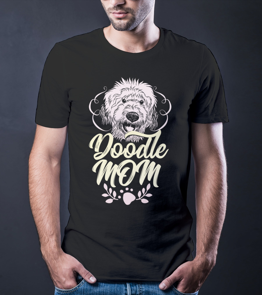 Doodle Mom Goldendoodle Labradoodle Paw Print Cute T-Shirt