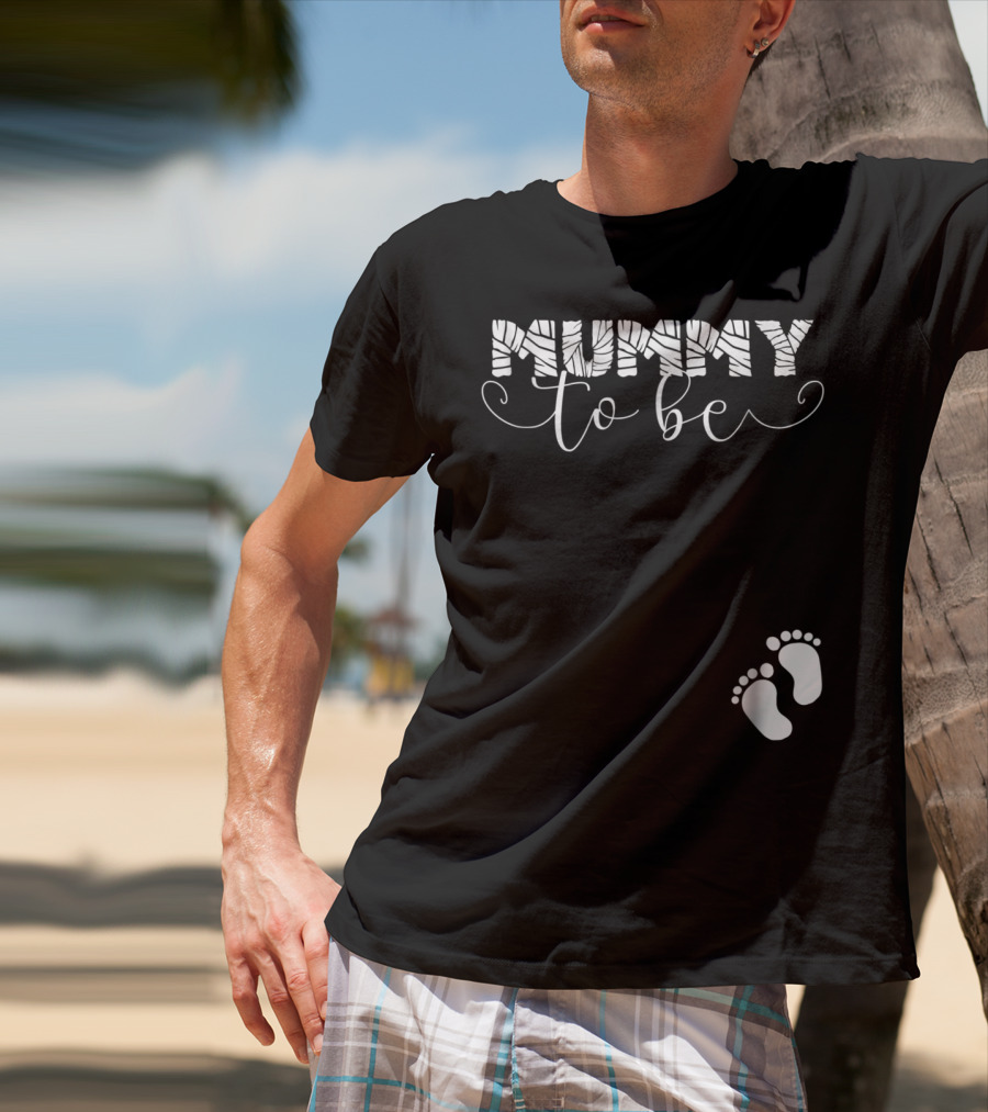 Mummy To Be Halloween Pregnancy Baby Footprints T-Shirt