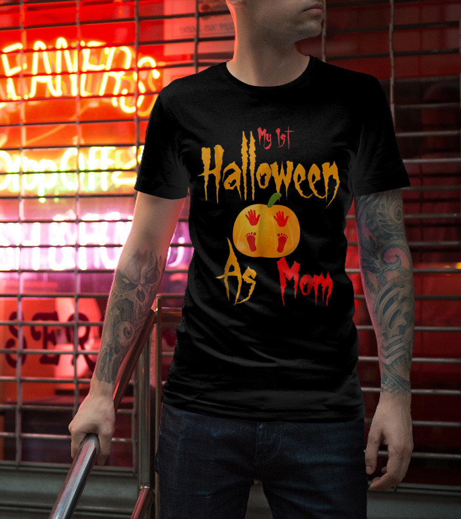 My 1st Halloween As Mom Pumpkin With Baby Footprints And Handprints T-Shirt