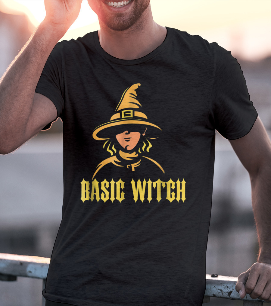 Basic Witch Hat Illustration Halloween T-Shirt