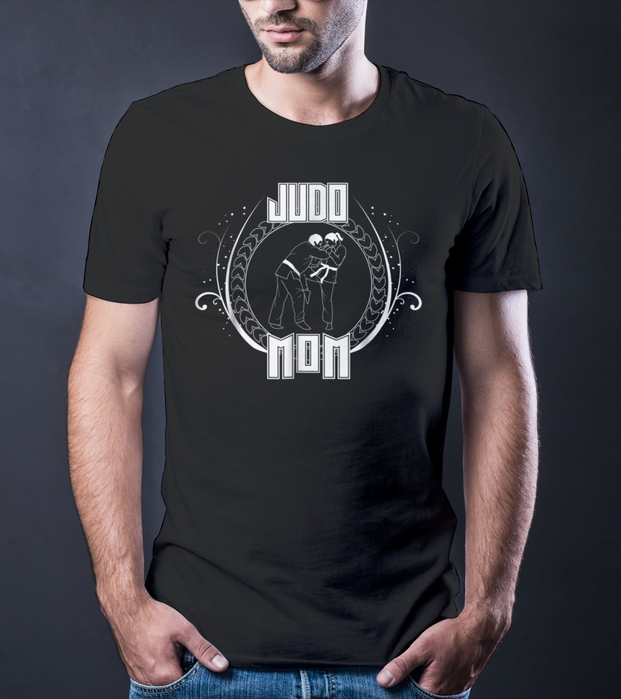 Judo Mom Black Belt Throwing Fight Sport Artistry T-Shirt