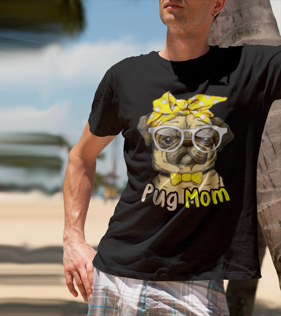Pug Mom With Yellow Polka Dot Bow And Glasses For Dog Lovers T-Shirt
