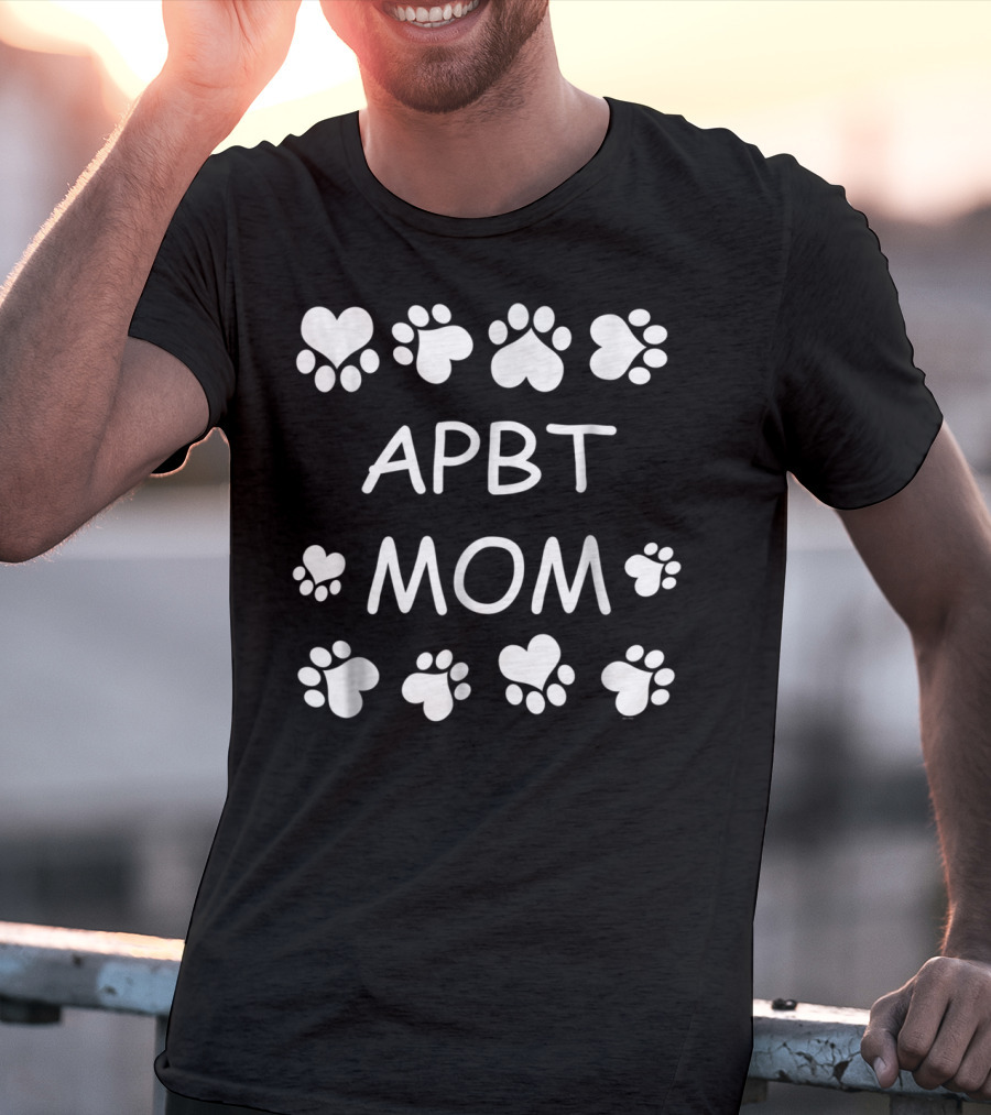 APBT Mom Lovers Paw Heart Christmas Birthday T-Shirt