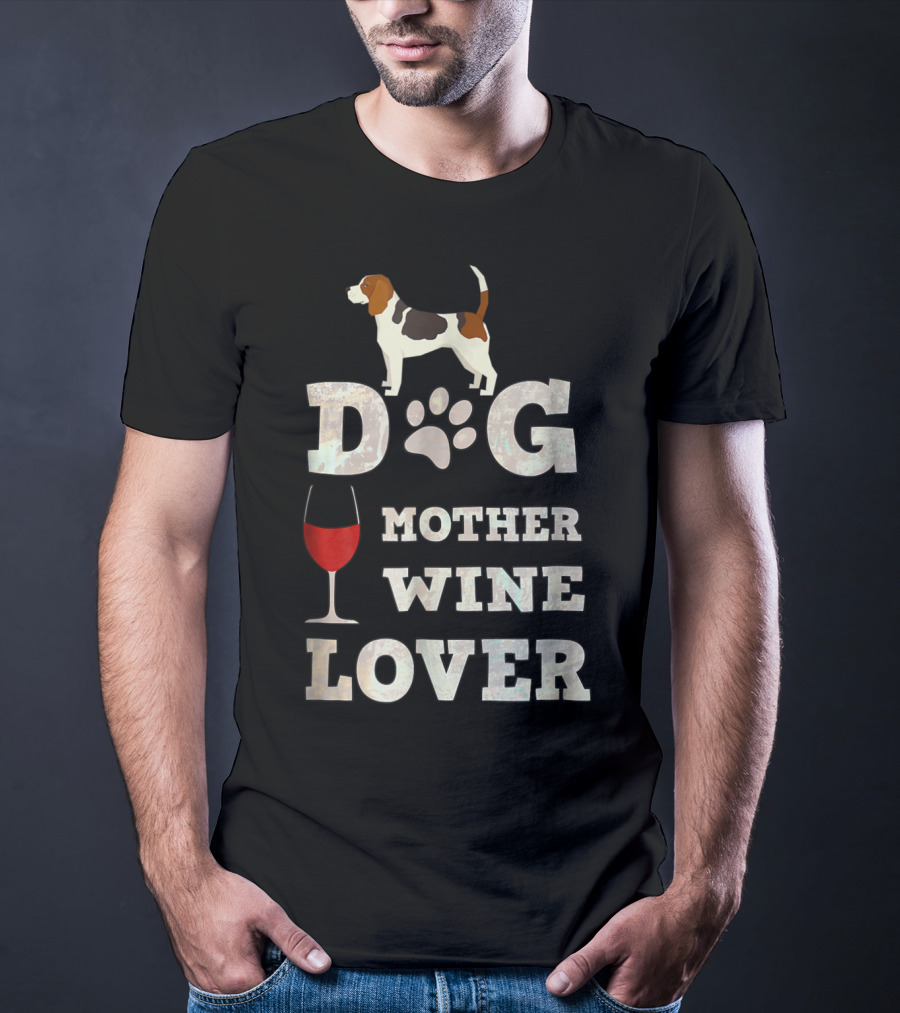 Dog Lover Mother Wine Enthusiast With Basset Hound And Paw Prints T-Shirt