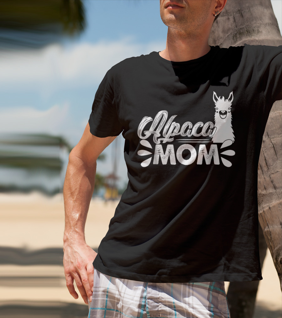 Alpaca Mom Cute Animal T-Shirt