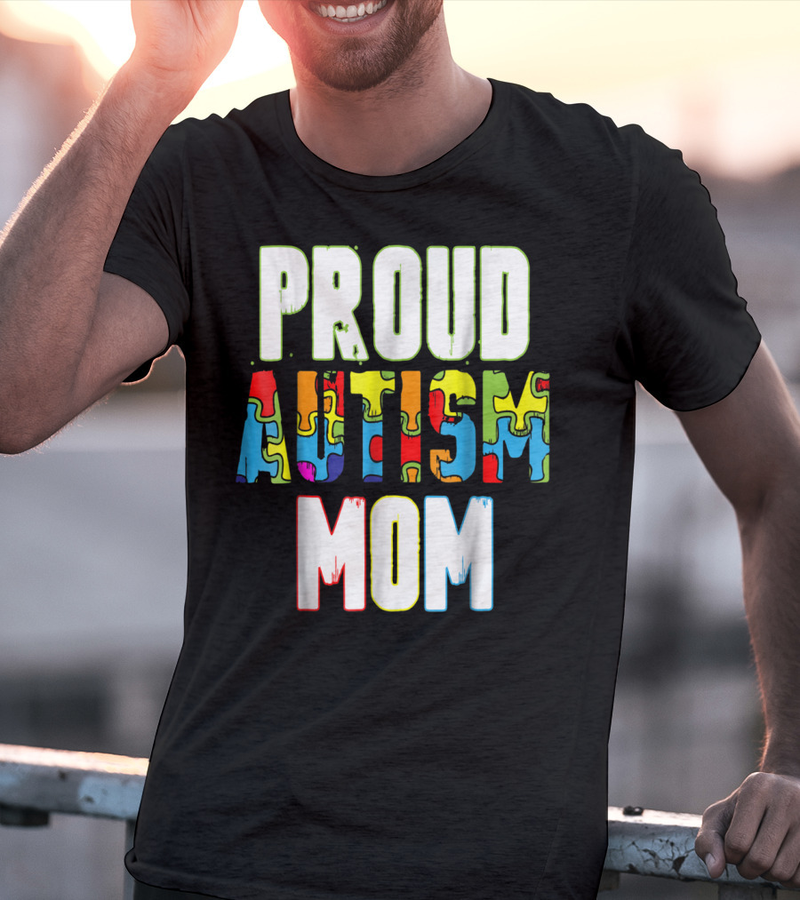 PROUD AUTISM MOM Autism Awareness Puzzle T-Shirt