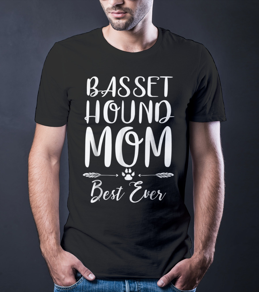 Basset Hound Mom Best Ever Paw Print Arrows T-Shirt