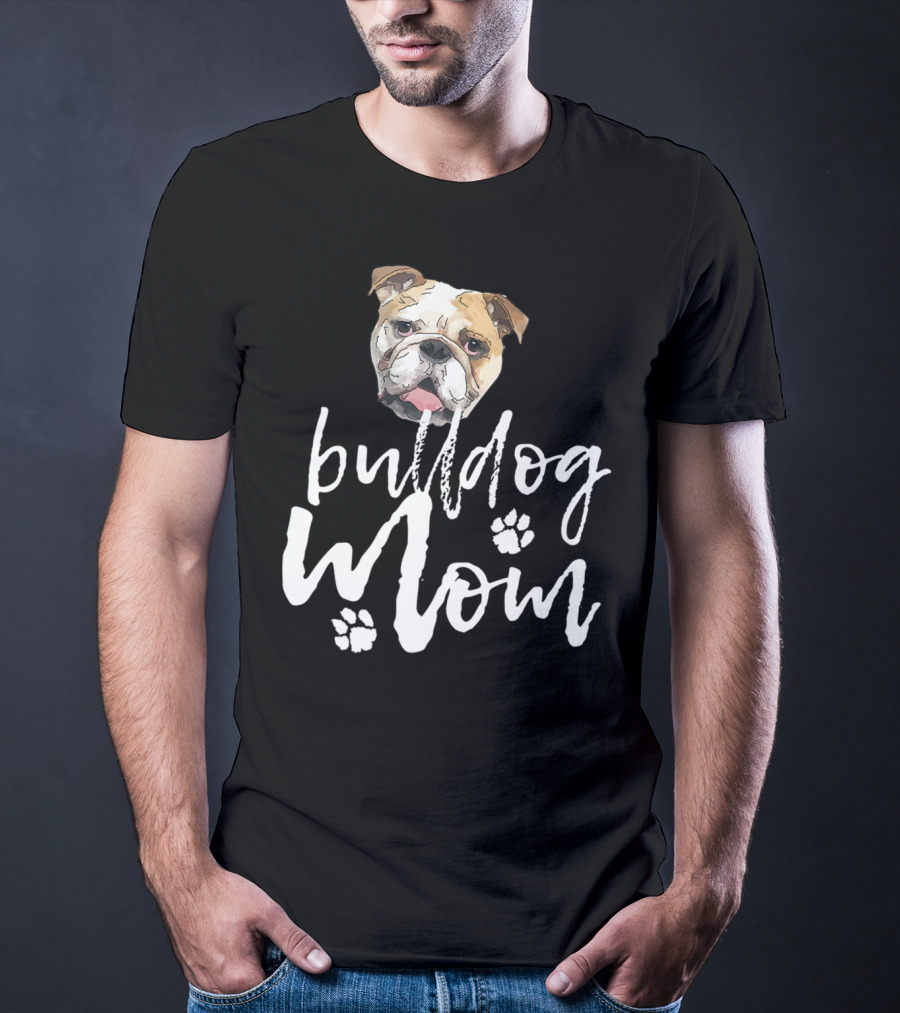 Bulldog Mom Adorable Dog Face With Paw Prints T-Shirt