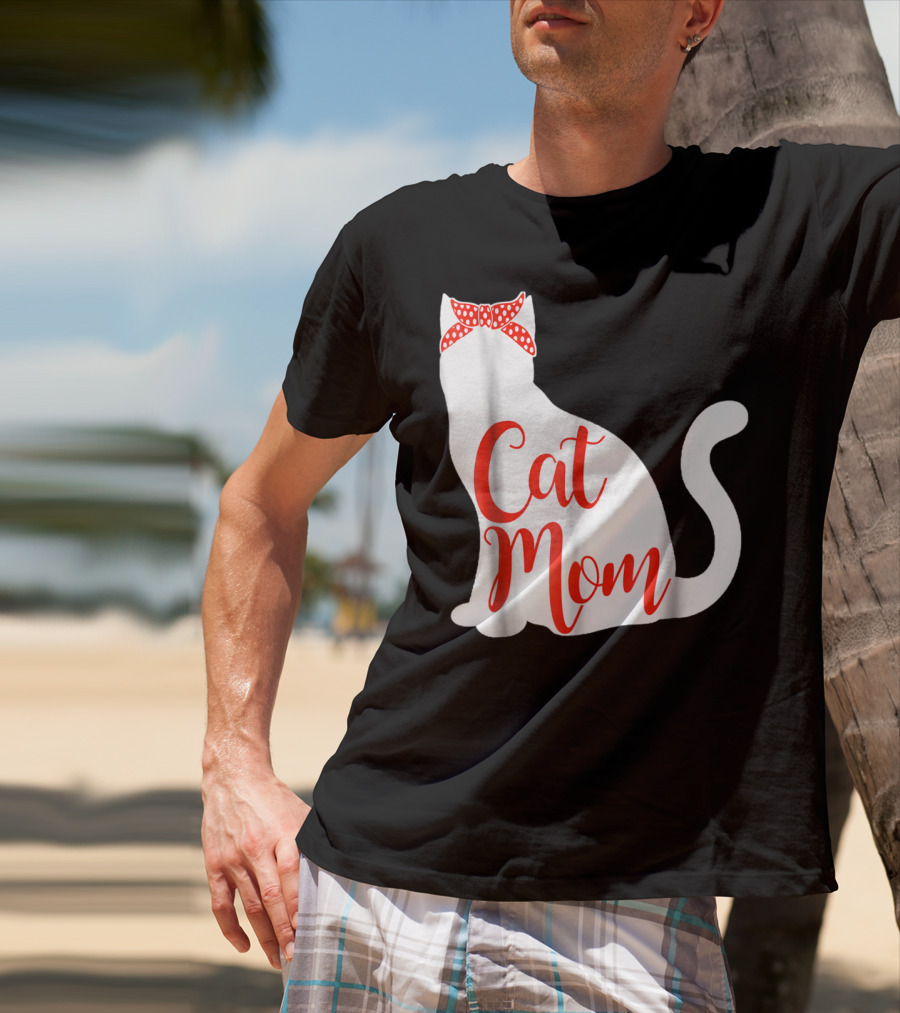 Cat Mom Cute Cat Owner Lover With Red Bow T-Shirt