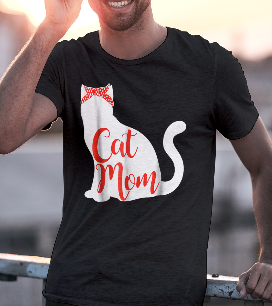Cat Mom Cute Cat Owner Lover With Red Bow T-Shirt