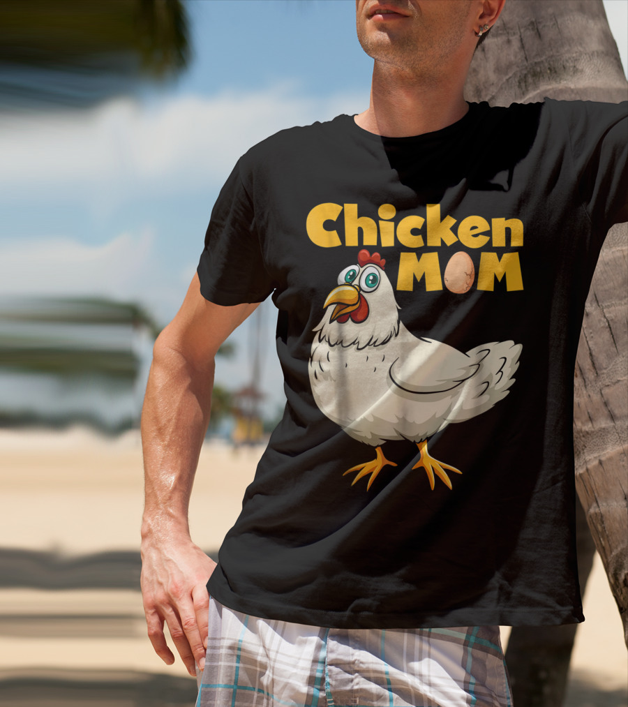 Chicken Mom Cute Cartoon Hen With Egg Lettering T-Shirt