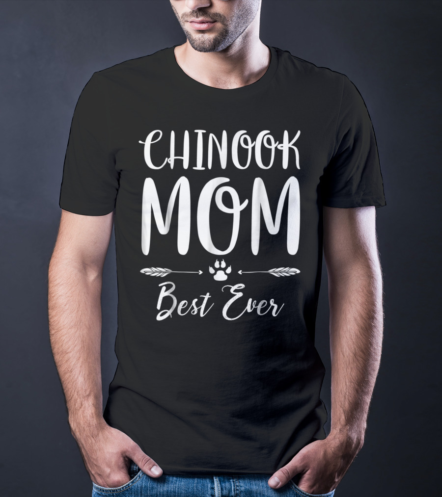 Chinook Mom Best Ever Paw Print Arrows Dog Lovers T-Shirt