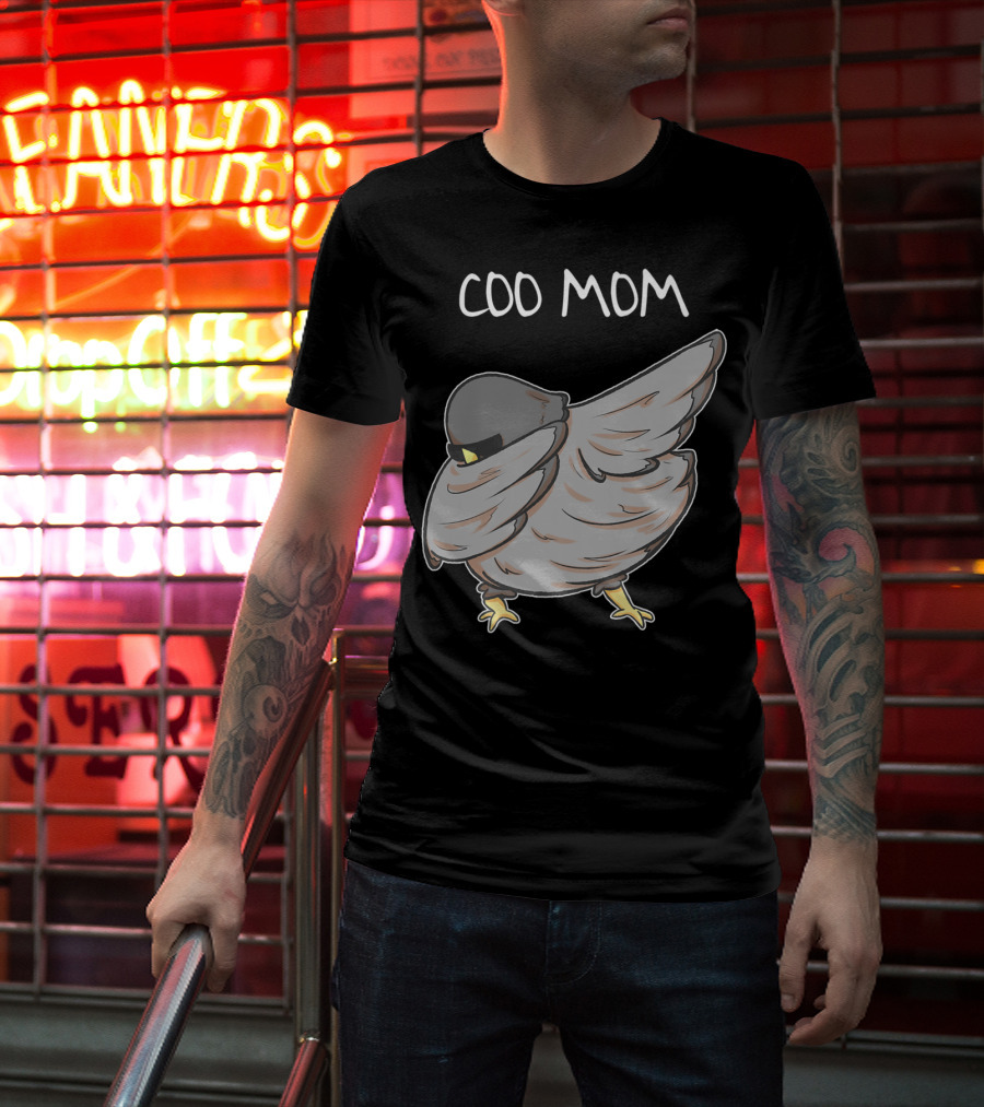 Coo Mom Pigeon Funny Cool Bird Pun Dabbing T-Shirt