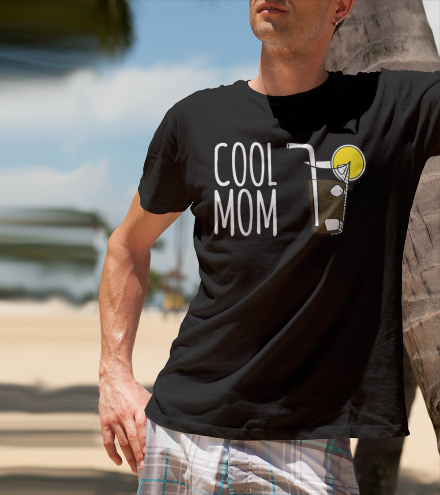 COOL MOM Lemon Drink With Ice And Straw T-Shirt