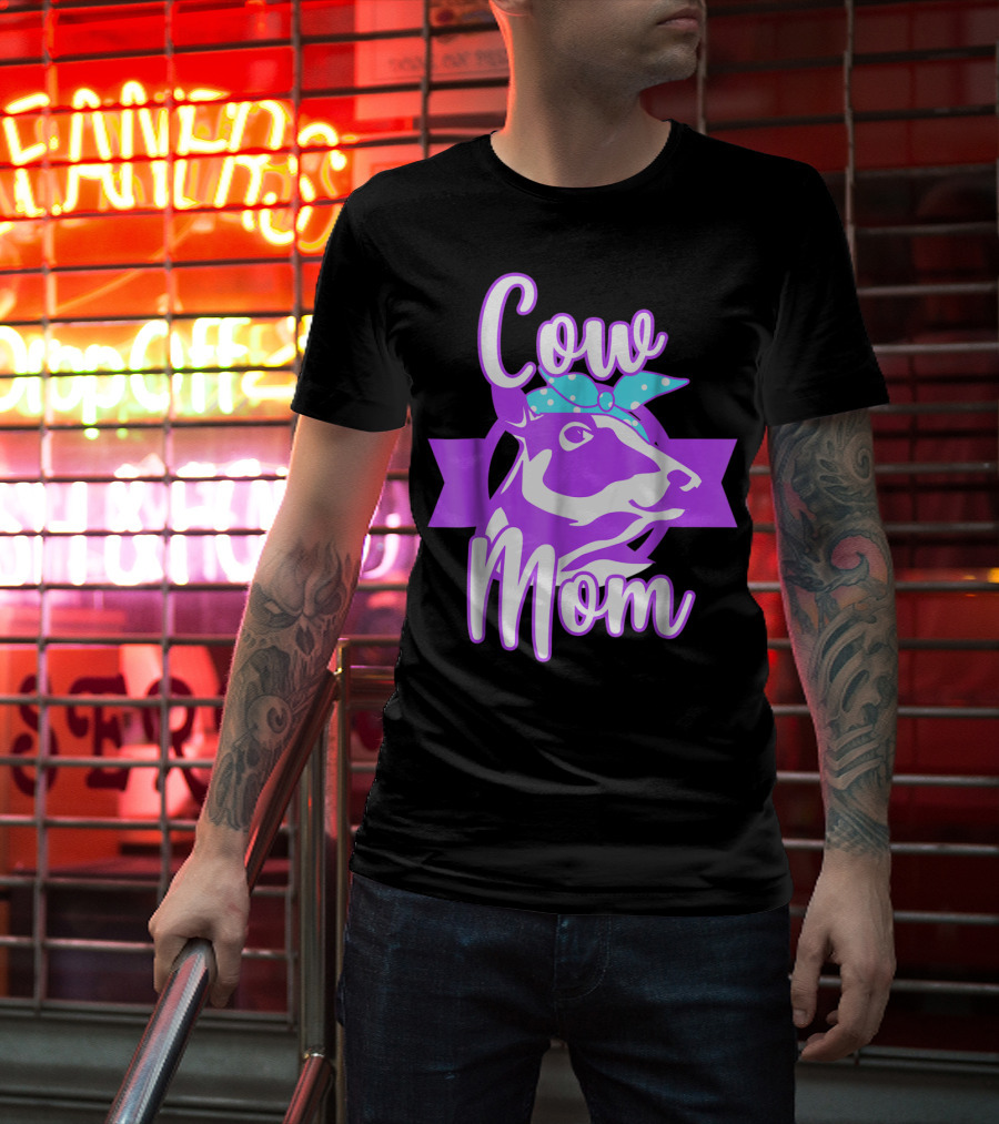 Cow Mom Crazy Cow Lady Dairy Farmer T-Shirt