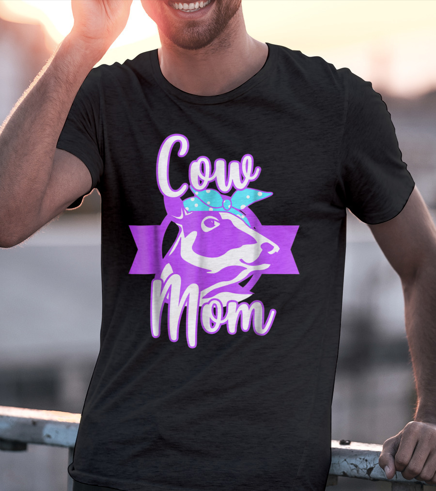 Cow Mom Crazy Cow Lady Dairy Farmer T-Shirt