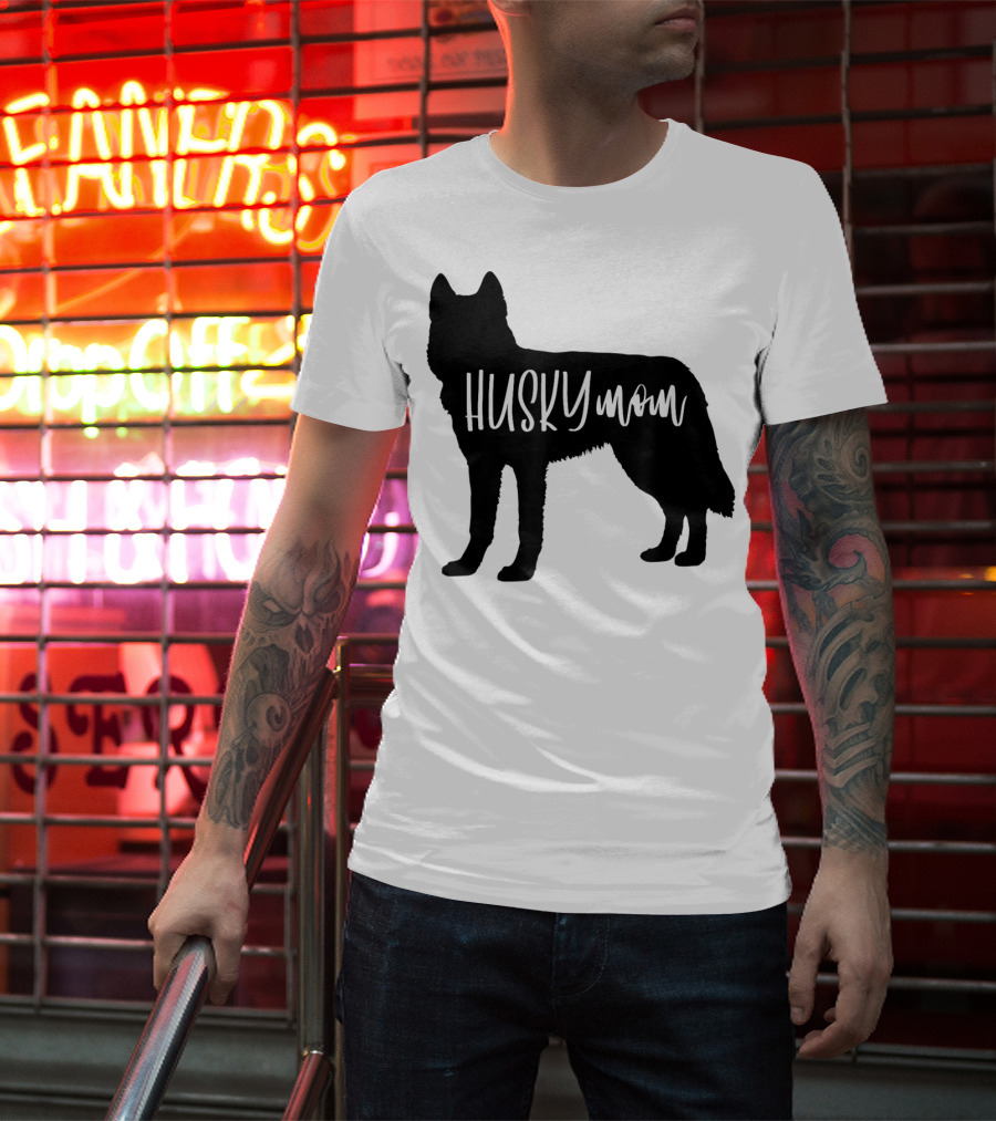 Husky Mom Cute Siberian Dog Mom T-Shirt