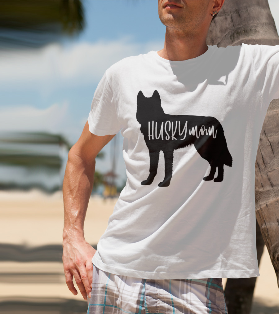 Husky Mom Cute Siberian Dog Mom T-Shirt