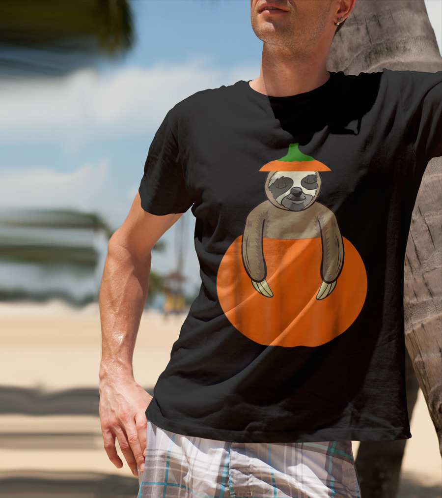 Cute Sloth Pumpkin Halloween Costume For Teacher Mom And Dad T-Shirt