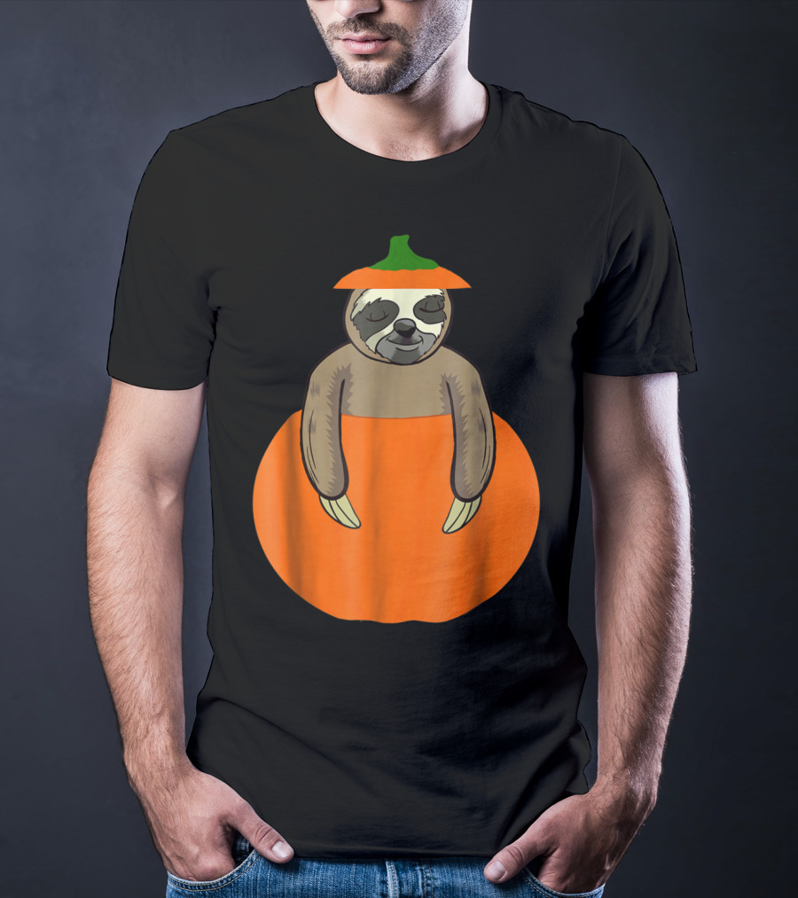 Cute Sloth Pumpkin Halloween Costume For Teacher Mom And Dad T-Shirt