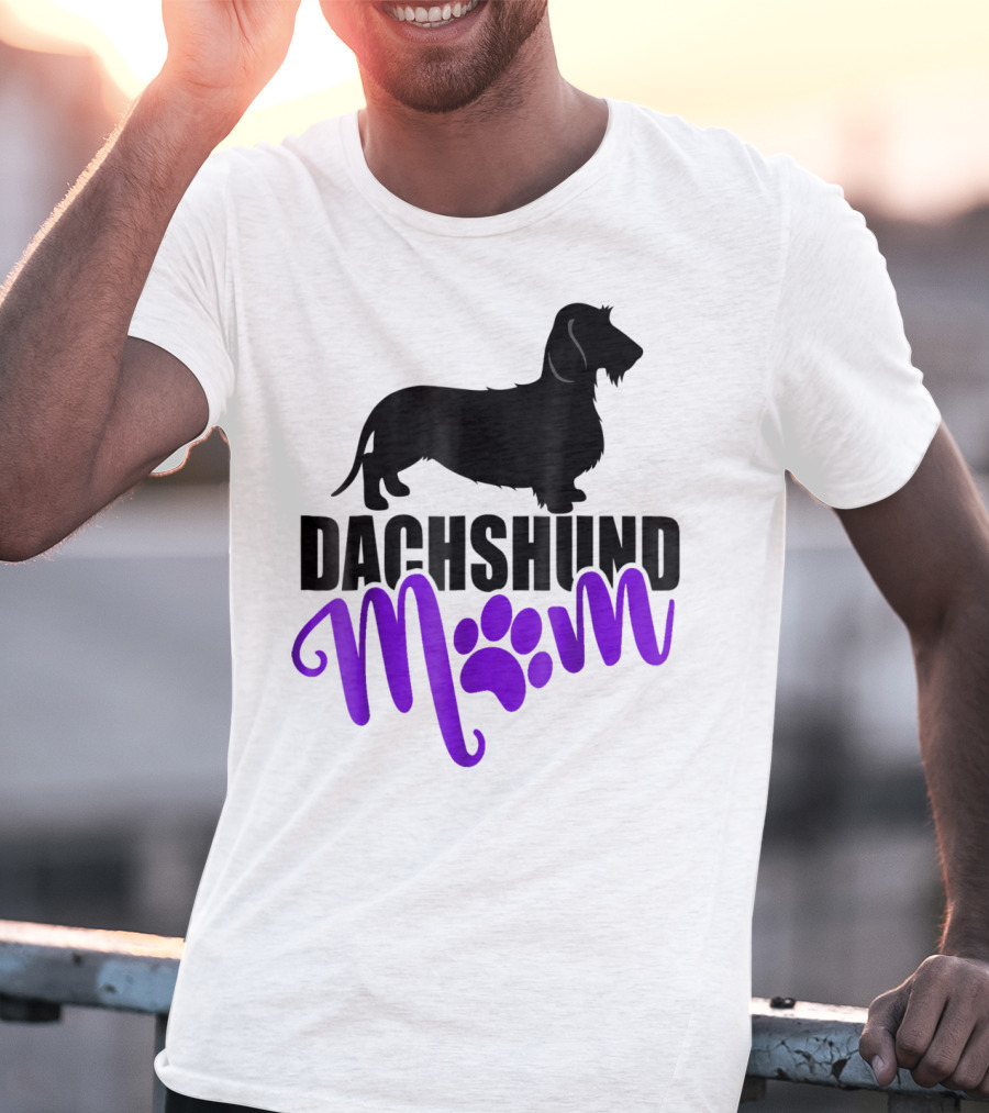 Dachshund Mom Wirehair Paw T-Shirt