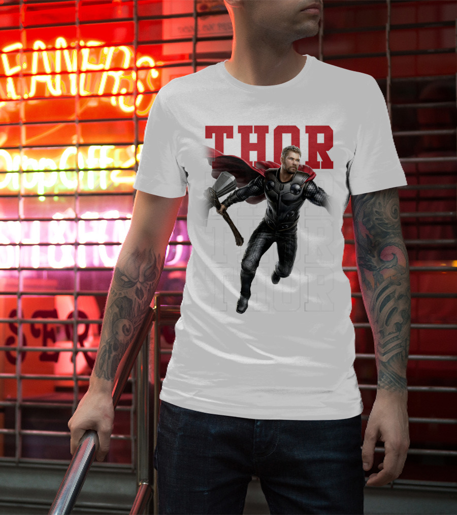 Marvel Avengers Endgame Thor Text Overlay Pose T-Shirt