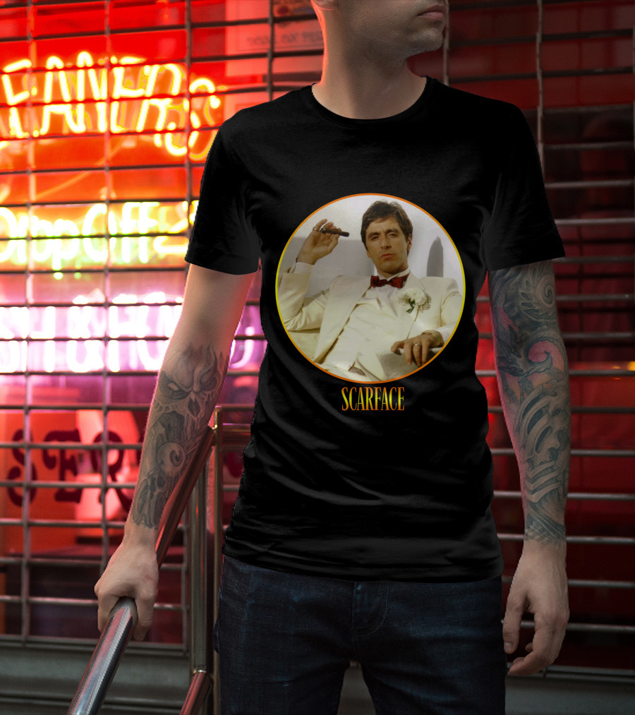 Scarface Iconic Movie Character In Circle Frame T-Shirt
