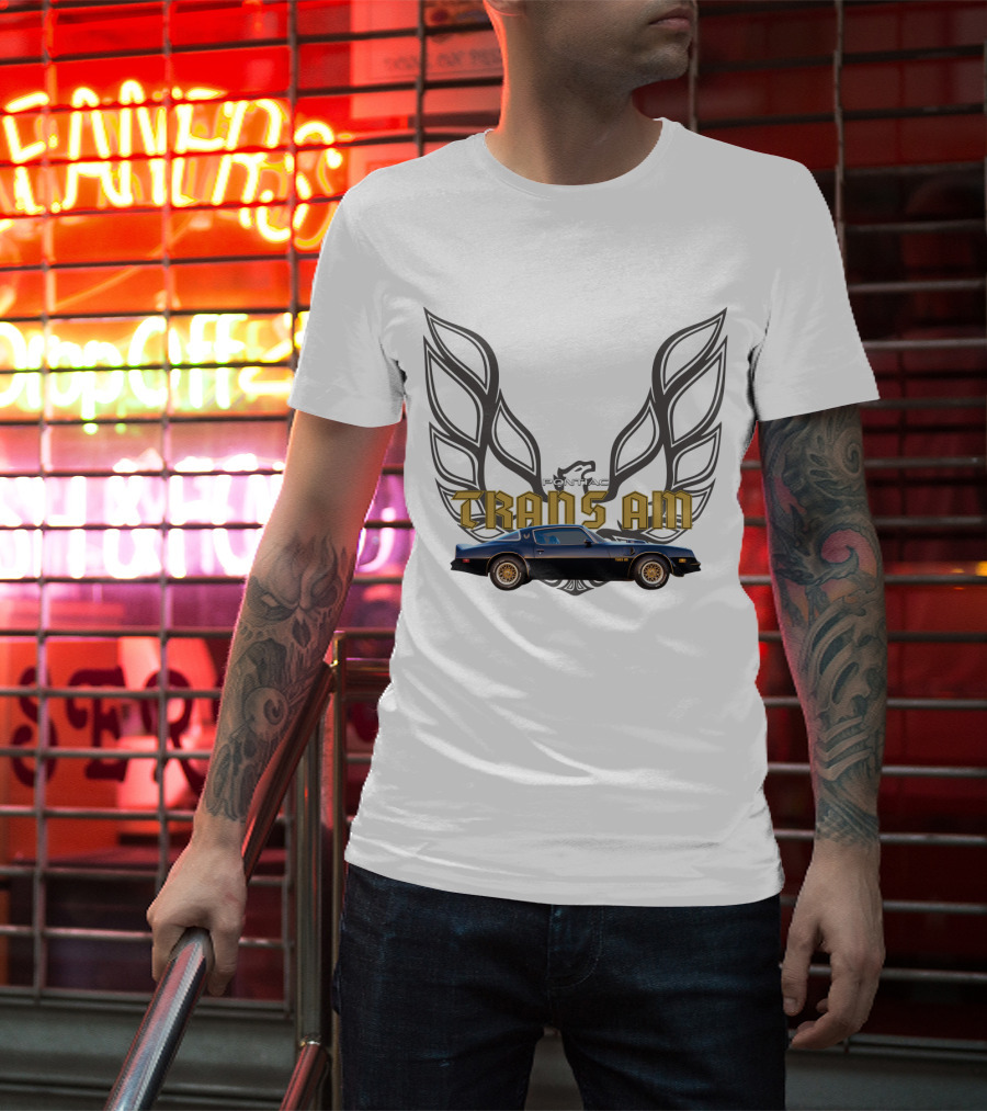 Pontiac Trans Am Smokey And The Bandit Car With Iconic Firebird Wings T-Shirt