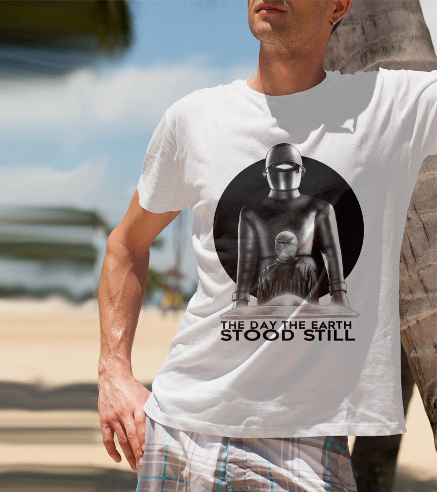 The Day The Earth Stood Still Classic Sci-Fi Robot And Alien T-Shirt