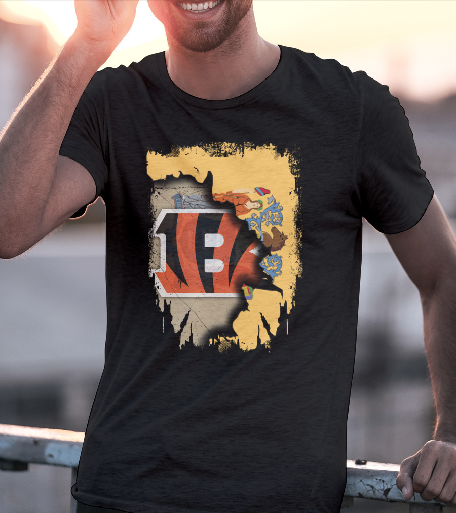 New Jersey State Map With Bengals Stripes And Emblem Overlay T-Shirt