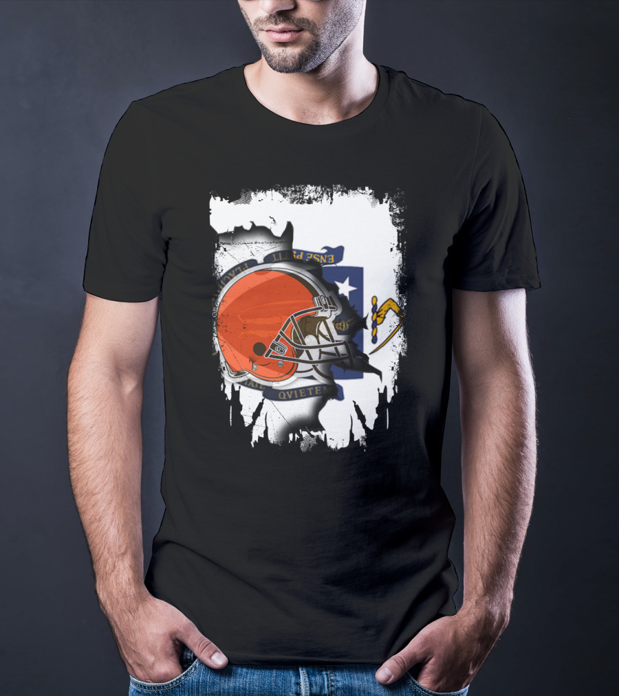 Massachusetts Unites With Cleveland Browns Helmet And State Flag T-Shirt