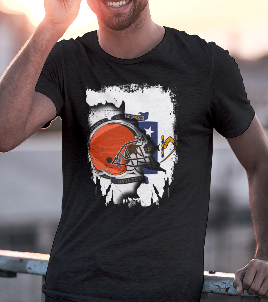 Massachusetts Unites With Cleveland Browns Helmet And State Flag T-Shirt