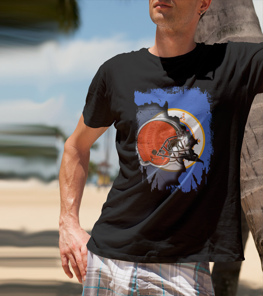 Minnesota State Flag With Cleveland Browns Helmet Blend T-Shirt