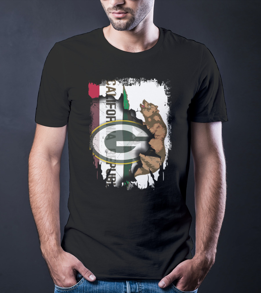 California Republic With Green Bay Packers Logo And Bear T-Shirt