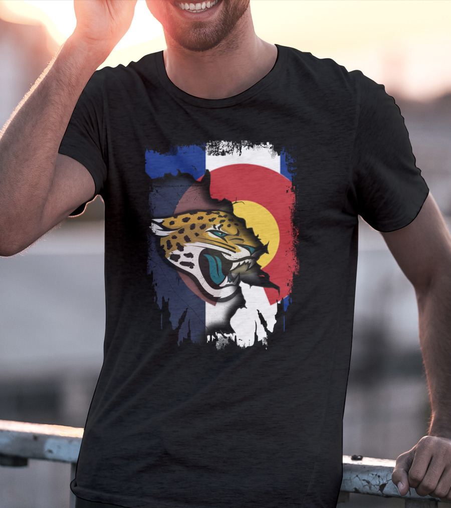 Colorado Flag With Jaguars Roaring Spirit T-Shirt