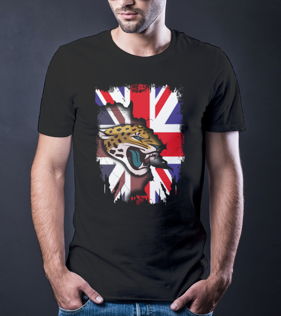 United Kingdom Union Jack Flag With Fierce Jaguar Face T-Shirt
