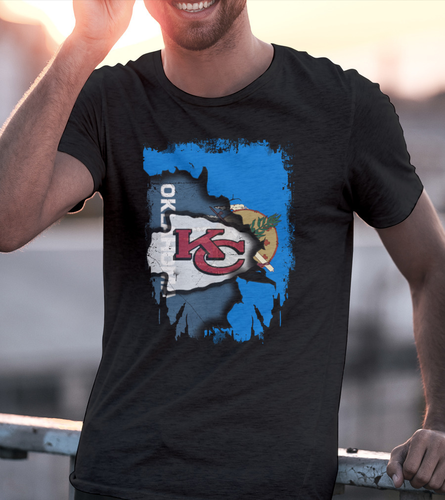 Oklahoma Chiefs Unity KC Logo With State Flag T-Shirt