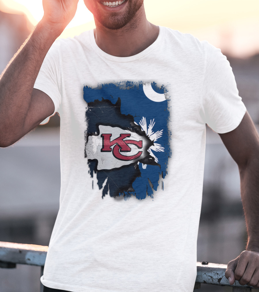 KC Chiefs Meet South Carolina Flag United T-Shirt