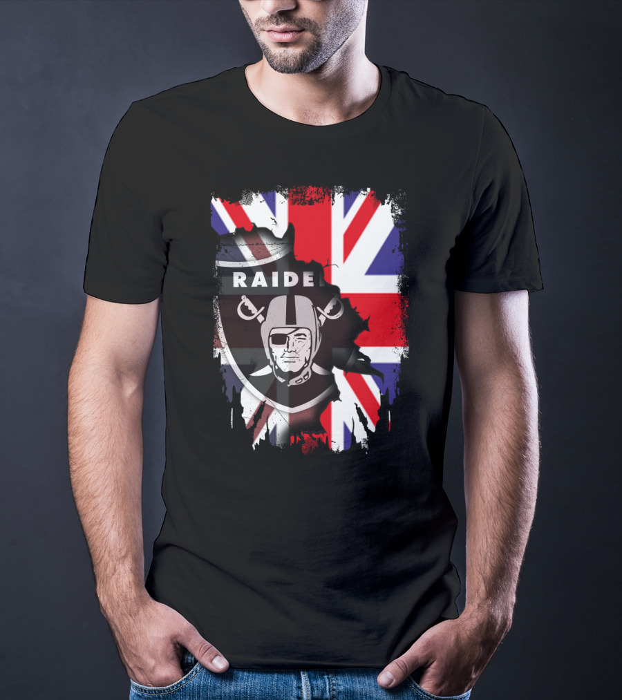 Raider Helmet With Union Jack Flag Fusion T-Shirt