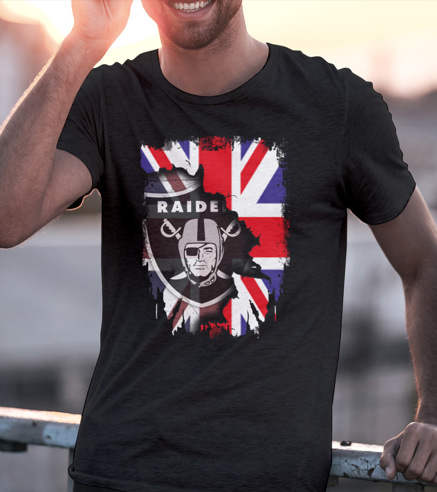 Raider Helmet With Union Jack Flag Fusion T-Shirt