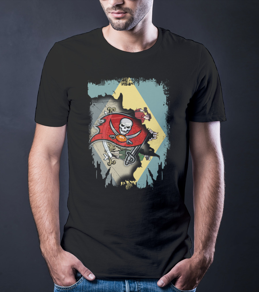 Delaware Together With Buccaneers Flag And Symbol Fusion T-Shirt