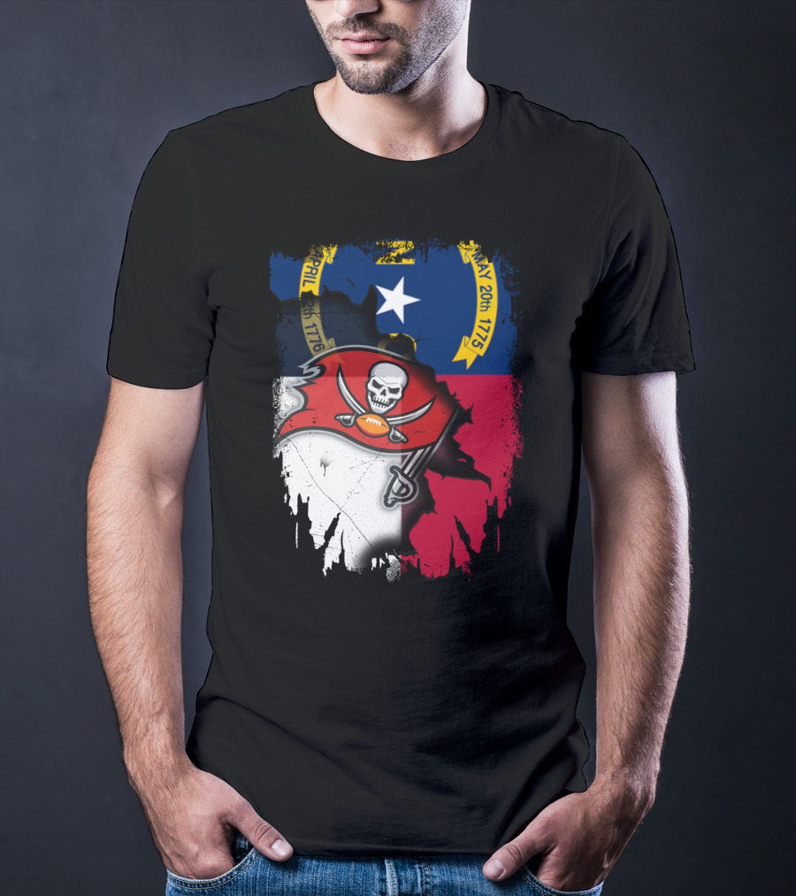 Together North Carolina With Buccaneers Flag And North Carolina Coat Of Arms April 1776 T-Shirt