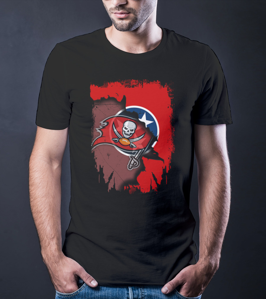 Tennessee State Map With Buccaneers Skull And Swords T-Shirt