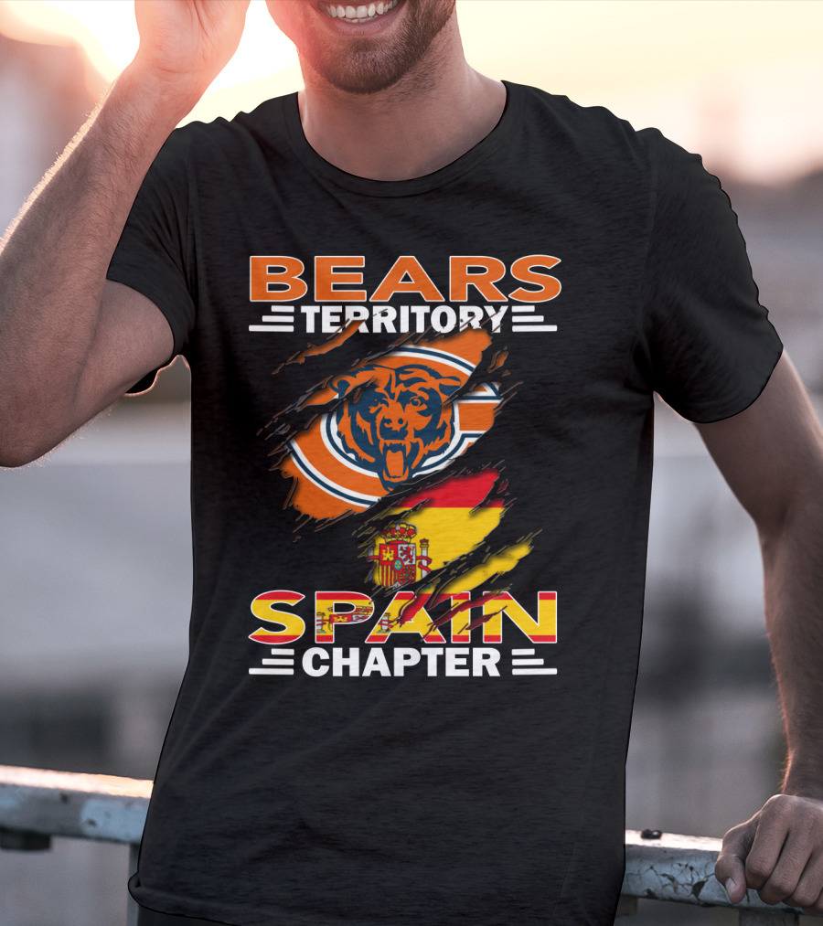 Bears Territory Spain Chapter Chicago Bears Flag T-Shirt