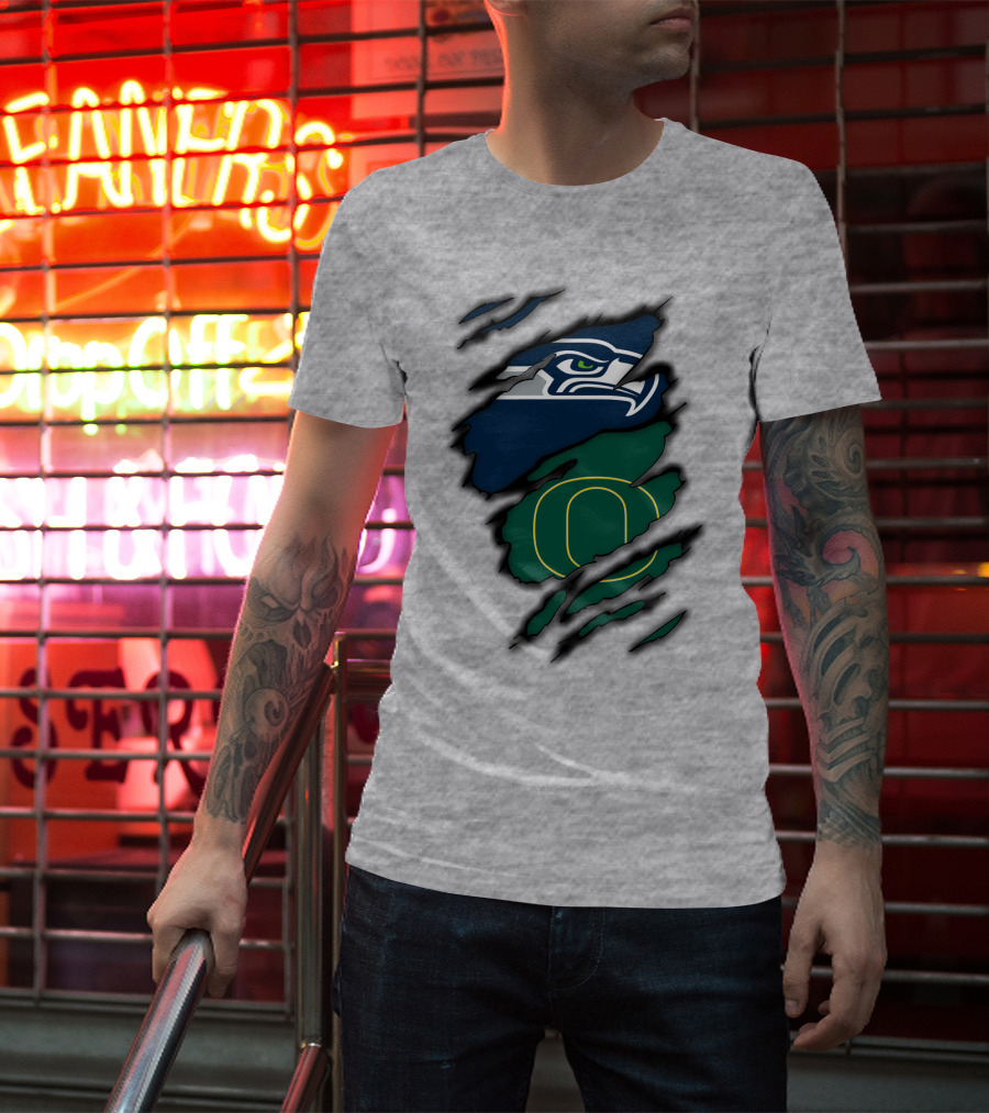 Seattle Seahawks Oregon Ducks Logo Fusion T-Shirt
