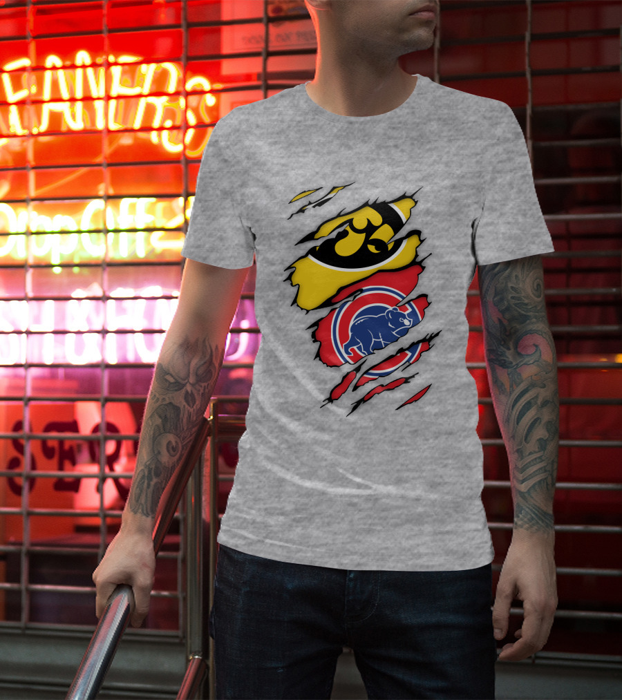 Chicago Cubs Iowa Hawkeyes Mashup T-Shirt