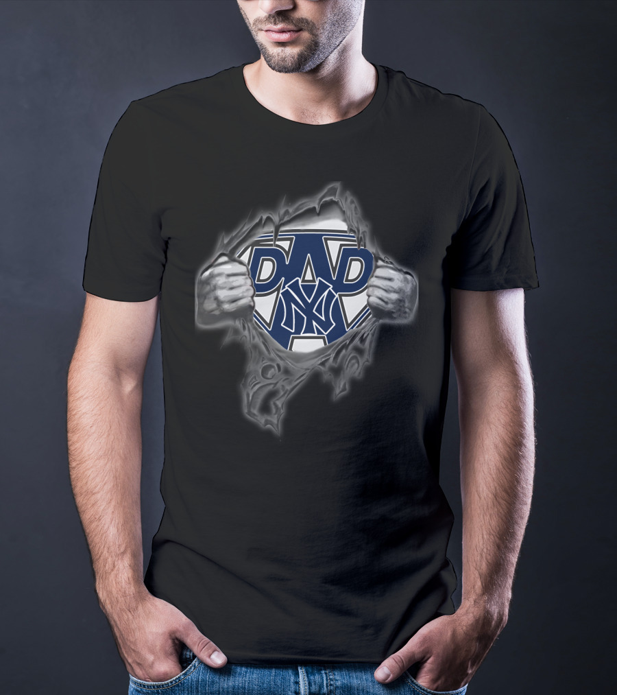 New York Yankees Super Dad Emblem With Hands Tearing Through Fabric T-Shirt