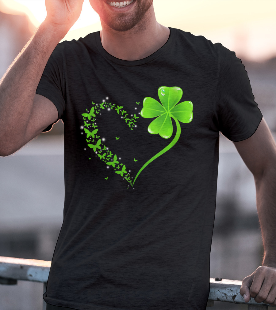 Heart Shamrock Butterfly St Patrick's Day Green Clover T-Shirt