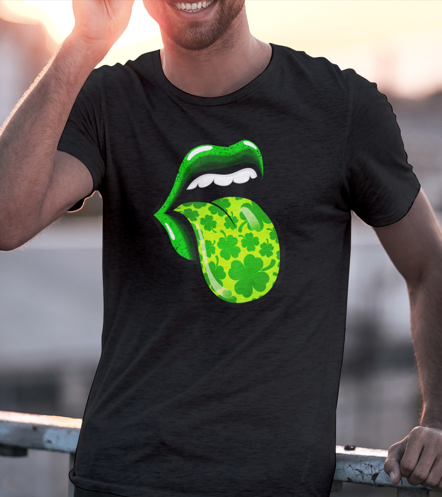 Green Shamrock Lips St Patricks Day Women T-Shirt