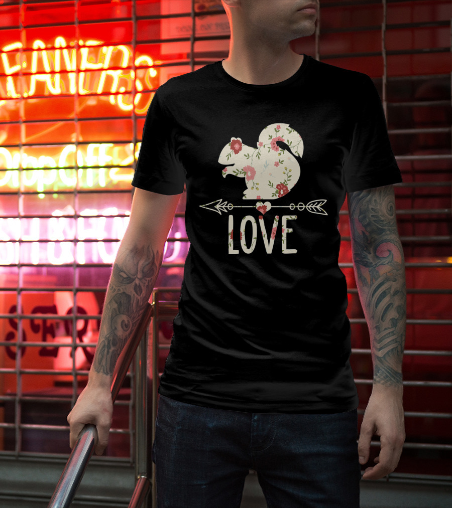 Love Squirrel Floral Vintage Flower Arrow T-Shirt